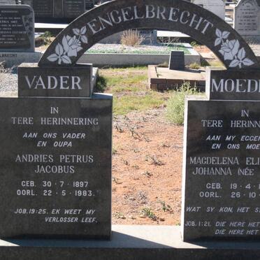 ENGELBRECHT Andries Petrus Jacobus 1897-1983 &amp; Magdalena Elizabeth Johanna AURET 1892-1963