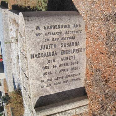 ENGELBRECHT Judith Susanna Magdalena nee AURET 1886-1950 (steen omgeval)