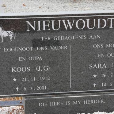 NIEUWOUDT J.G. 1912-2001 &amp; S.D.J. 1920-2009 