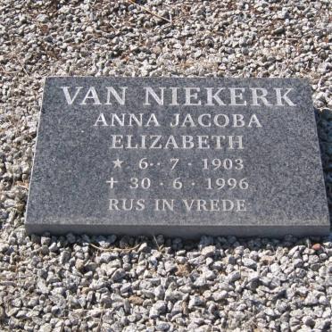 NIEKERK Van, van 1904-1967 &amp; Anna Jacoba Elizabeth 1903-1996