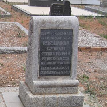 ZYL Sarah J.C.L., van nee NIEUWOUDT 1882-1956