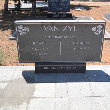 ZYL Kowie, van 1927-1999 &amp; Maureen 1937-
