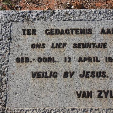 ZYL ??, van -1945