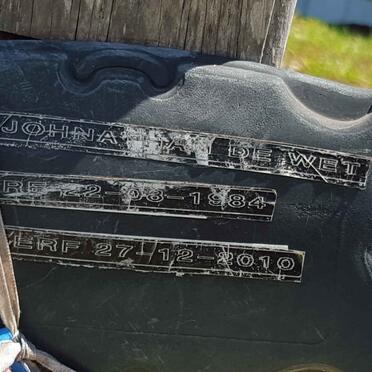 WET ? Johnathan, de 1984-2010