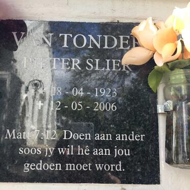 TONDER Pieter Slier, van 1923-2006