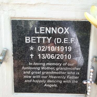 LENNOX D.E.F. 1919-2010