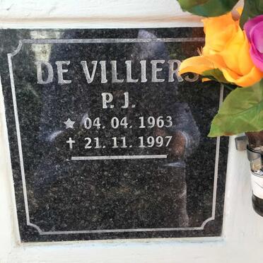 VILLIERS P.J., de 1963-1997