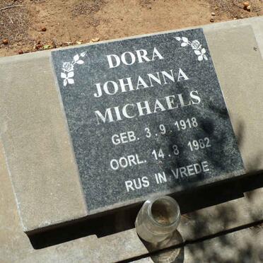 MICHAELS Dora Johanna 1918-1982