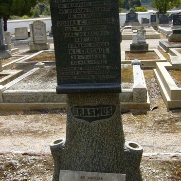 ERASMUS Josias C. 1845-1930 &amp; M.C. 1856-1936 :: ERASMUS Magdalena 1882-1903 :: ERASMUS Annie 1874-1943
