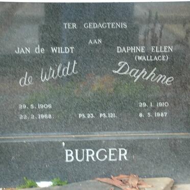 BURGER Jan de Wildt 1906-1968 &amp; Daphne Ellen WALLACE 1910-1987
