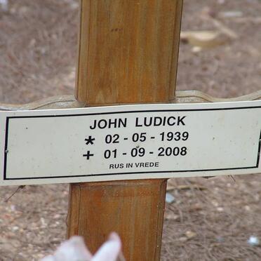 L - Vanne :: Surnames - L