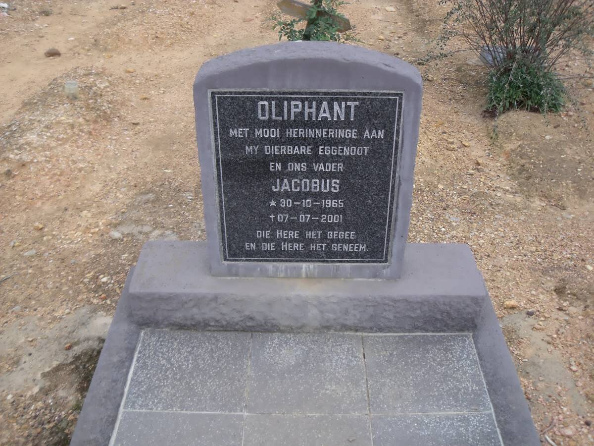 OLIPHANT Jacobus 1965-2001