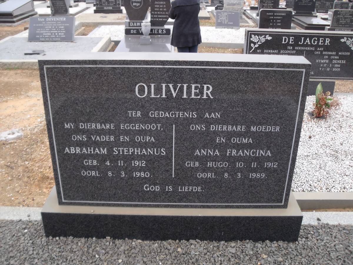 OLIVIER Abraham Stephanus 1912-1980 &amp; Anna Francina HUGO 1912-1989