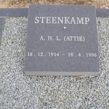 STEENKAMP A.H.L. 1914-1996