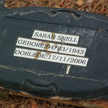 SNELL Sarah 1943-2006