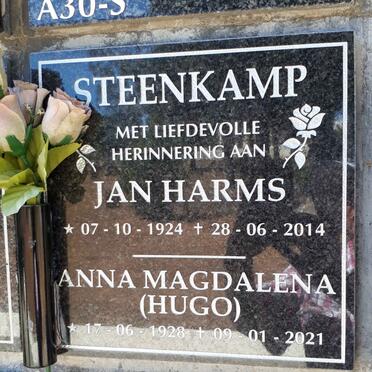 STEENKAMP Jan Harms 1924-2014 &amp; Anna Magdalena HUGO 1928-2021