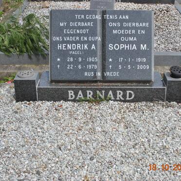 BARNARD Hendrik A. 1905-1979 &amp; Sophia M. 1919-2009