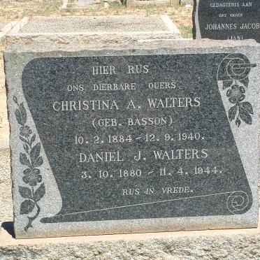 WALTERS Daniel J. 1880-1944 &amp; Christina A. BASSON 1884-1940