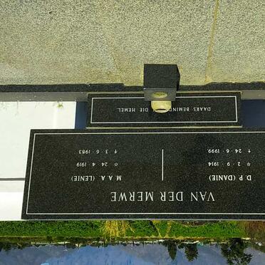MERWE D.P., van der 1914-1999 &amp; M.A.A. 1919-1983
