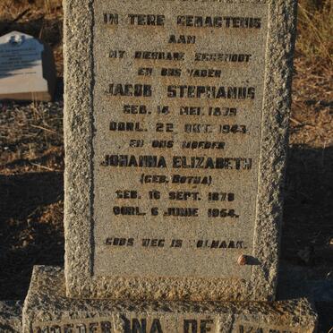 Western Cape, WORCESTER district, Aan-de-Doorns, Doorn Rivier 369, farm cemetery