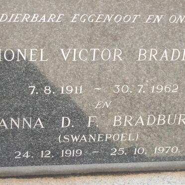BRADBURY Lionel Victor 1911-1962 &amp; Anna D.F. SWANEPOEL 1919-1970