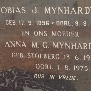 MYNHARDT Tobias J. 1896-1963 &amp; Anna M.G. 1905-1975