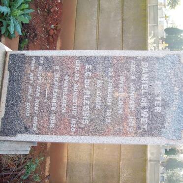 WET Pieter Daniel, de 1824-1912 &amp; E.G. DU PLESSIS 1829-1908