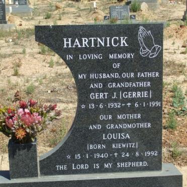 HARTNICK Gert J. 1932-1991 &amp; Louisa KIEWITZ 1940-1992