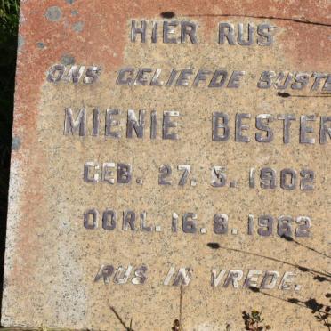 BESTER Mienie 1902-1962