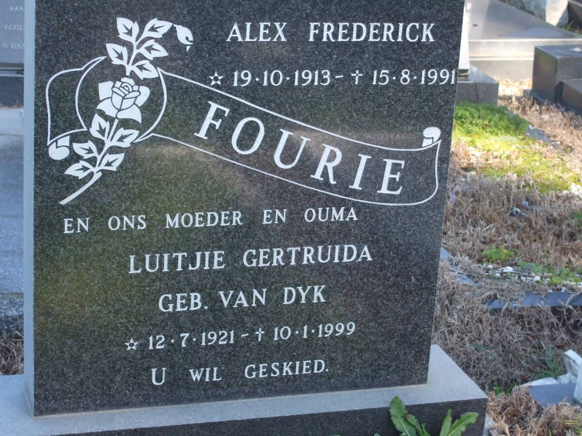 FOURIE Luitjie Gertruida nee VAN DYK 1921-1999
