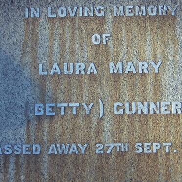 GUNNER Laura Mary -1944