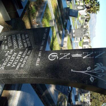 HENNING Stephanus Johannes Paulus 1918-1988 &amp; Martha Aletta FOURIE 1925-