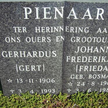 PIENAAR Gerhardus 1906-1993 &amp; Johanna Frederika C. BOSMAN 1907-1982