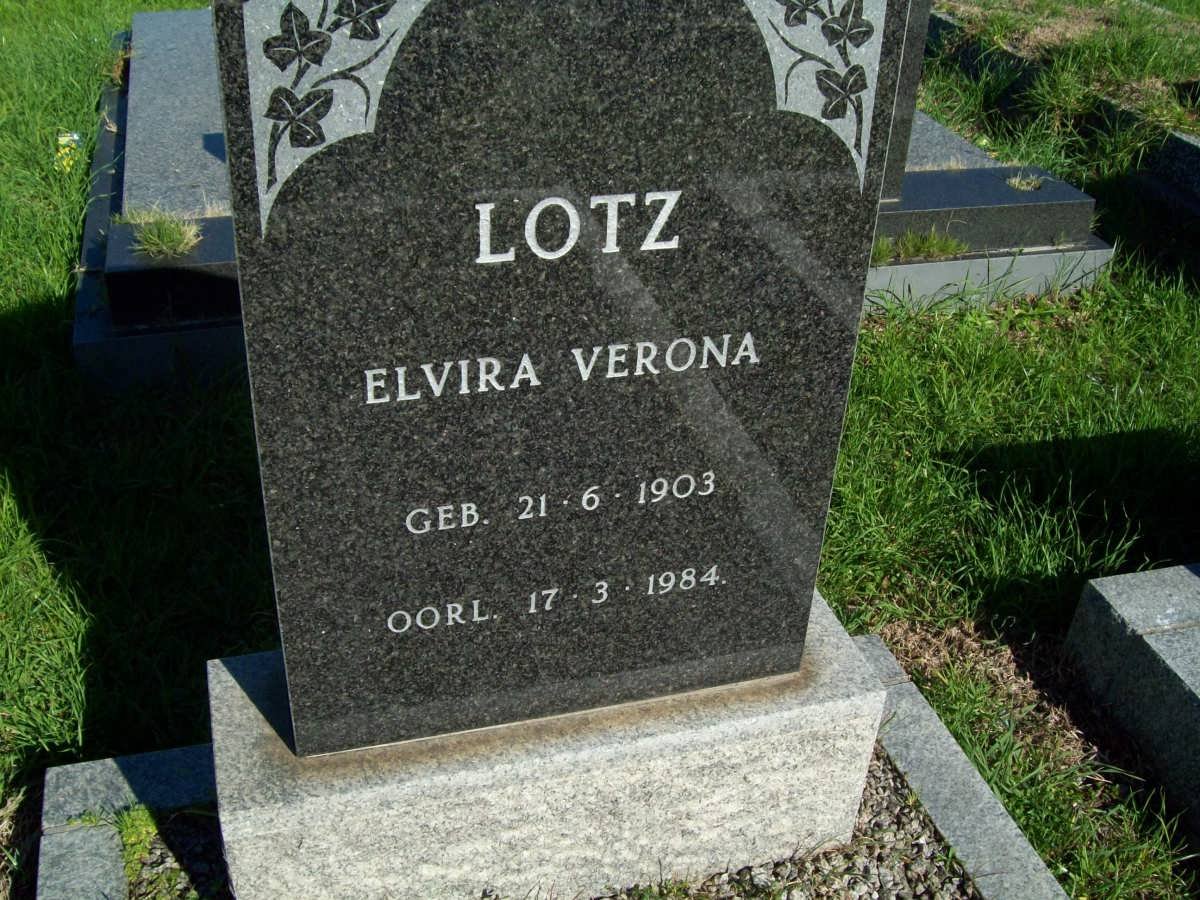 LOTZ Elvira Verona 1903-1984