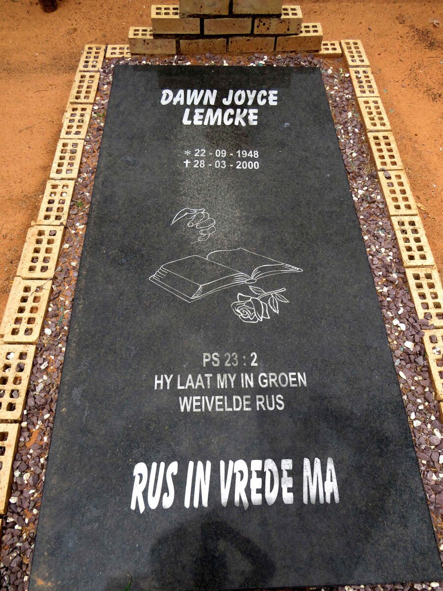 LEMCKE Dawn Joyce 1948-2000