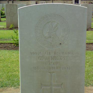 Egypt, CAIRO, War Memorial cemetery