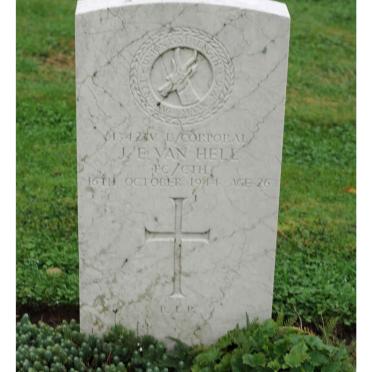 HELL J.E., van -1944