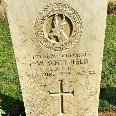 WHITFIELD F.W. -1944