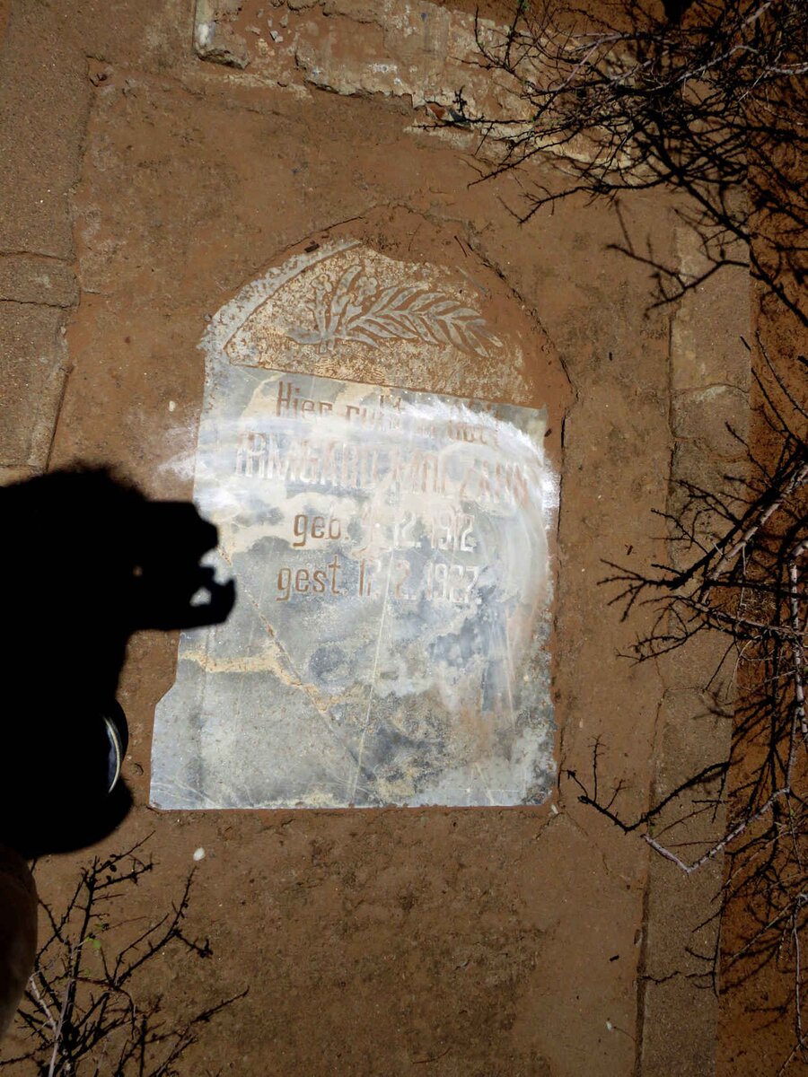 MOLZAHN Irmgard 1912-1927