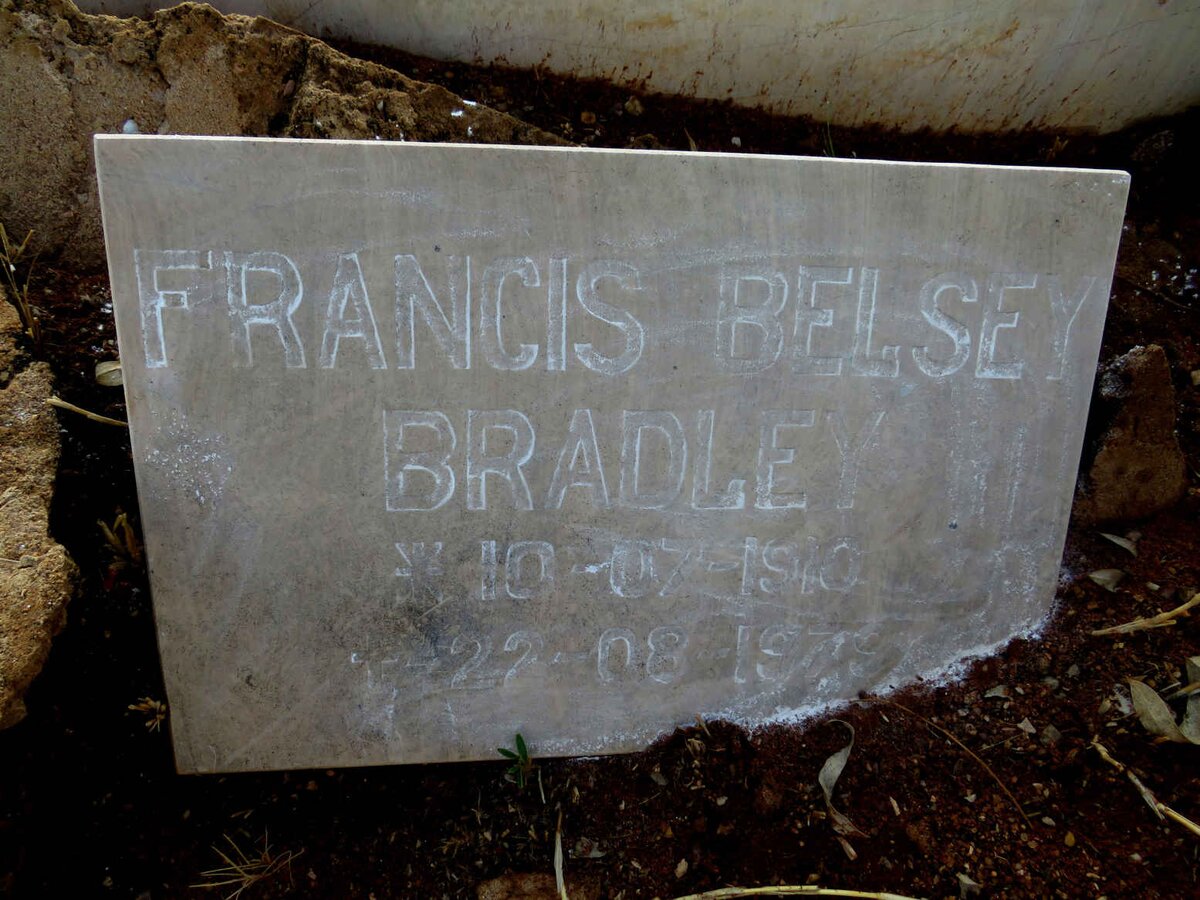 BRADLEY Francis Belsay 1910-1979