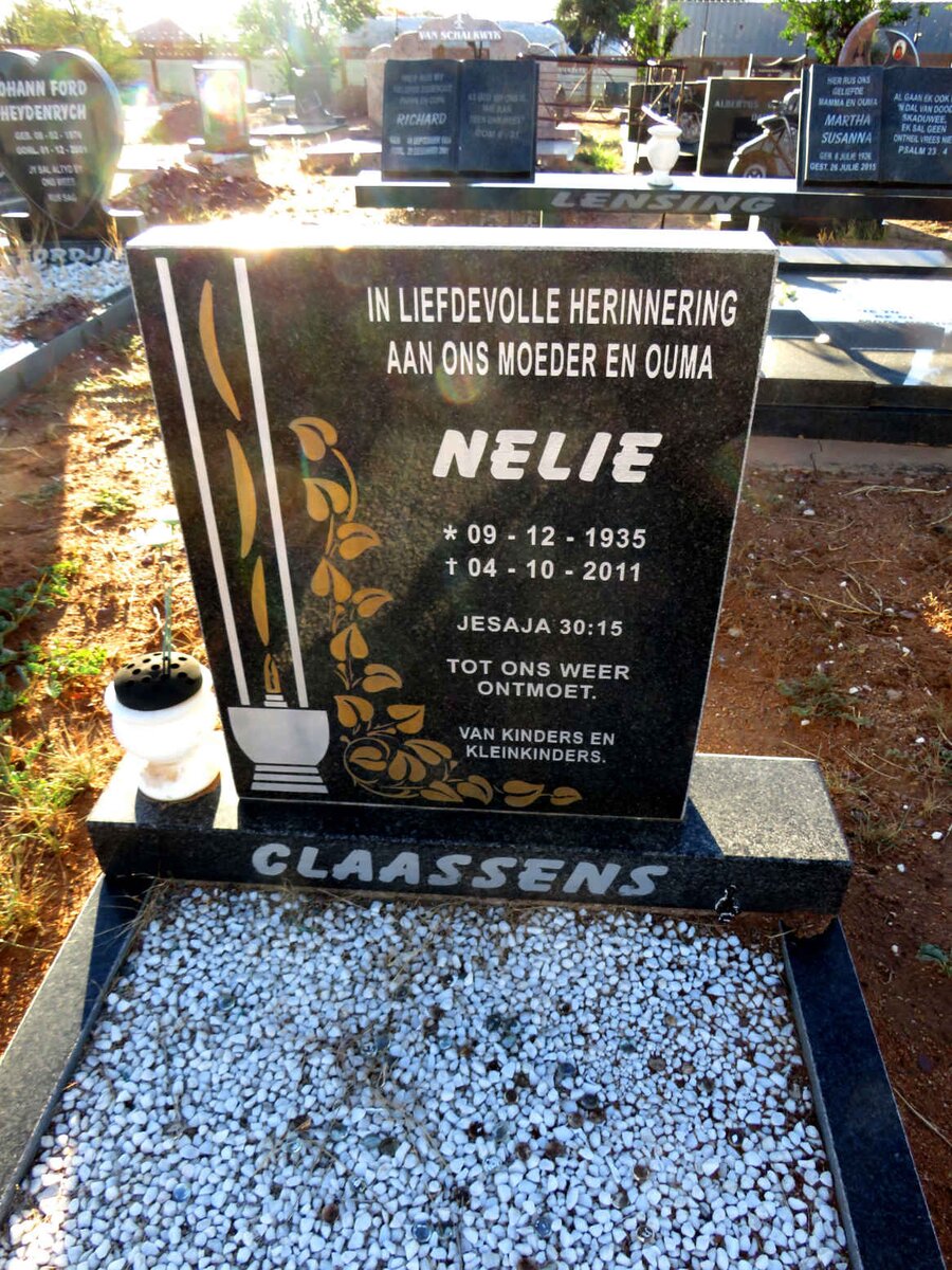 CLAASSENS Nelie 1935-2011