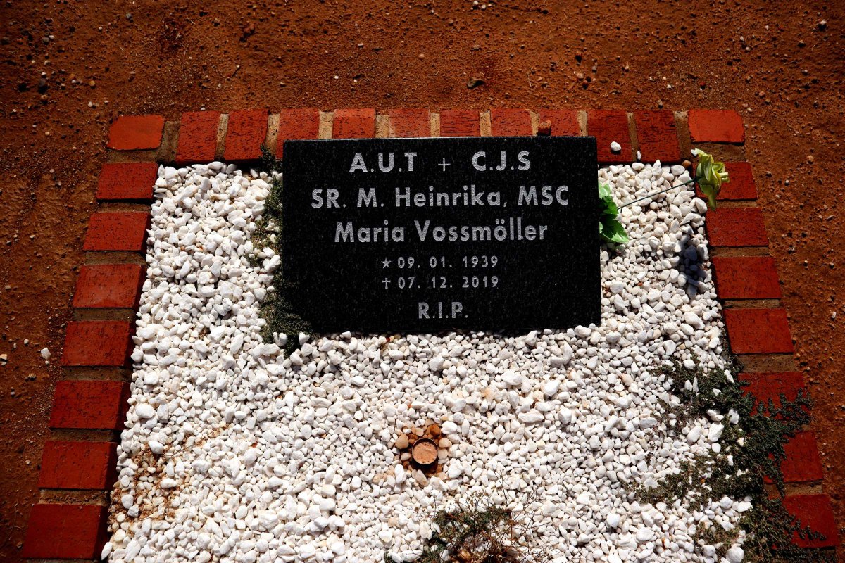 VOSSMOLLER Maria 1939-2019