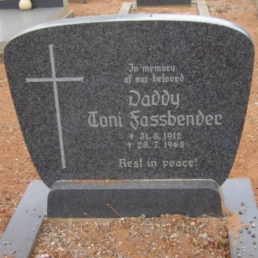 FASSBENDER Toni 1912-1968