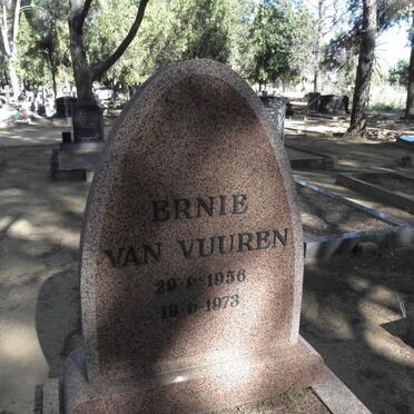 VUUREN Ernie, van 1956-1973