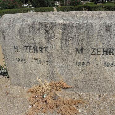 ZEHRT H. 1885-1957 &amp; M. 1890-1958
