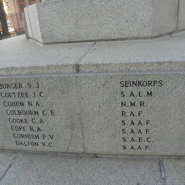 06. War Memorial 