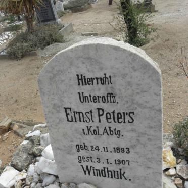 P - Vanne :: Surnames - P