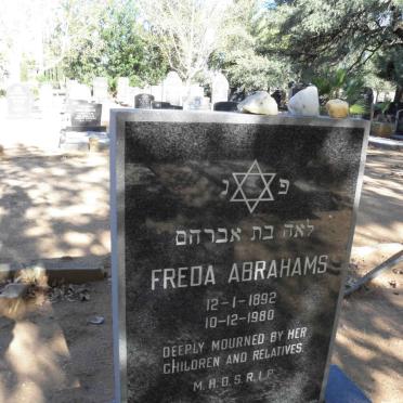 ABRAHAMS Freda 1892-1980