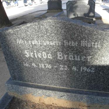 BRÄUER Frieda 1876-1962