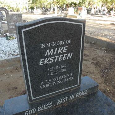 EKSTEEN Mike 1948-2000